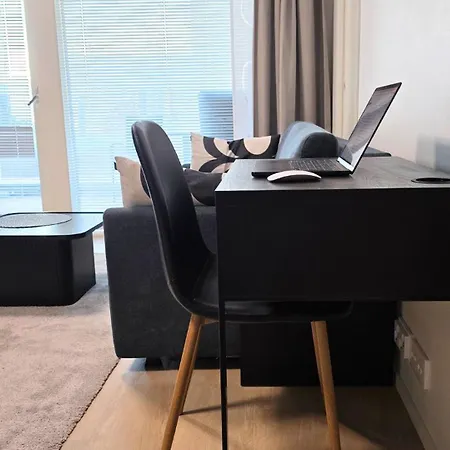 Rahulihomes Centre 1 Bedroom Terrace 100mb Wi-fi 3min Train Station *