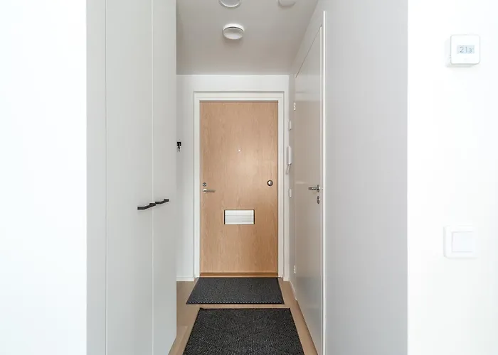 Rahulihomes Centre 1 Bedroom Terrace 100mb Wi-fi 3min Train Station *